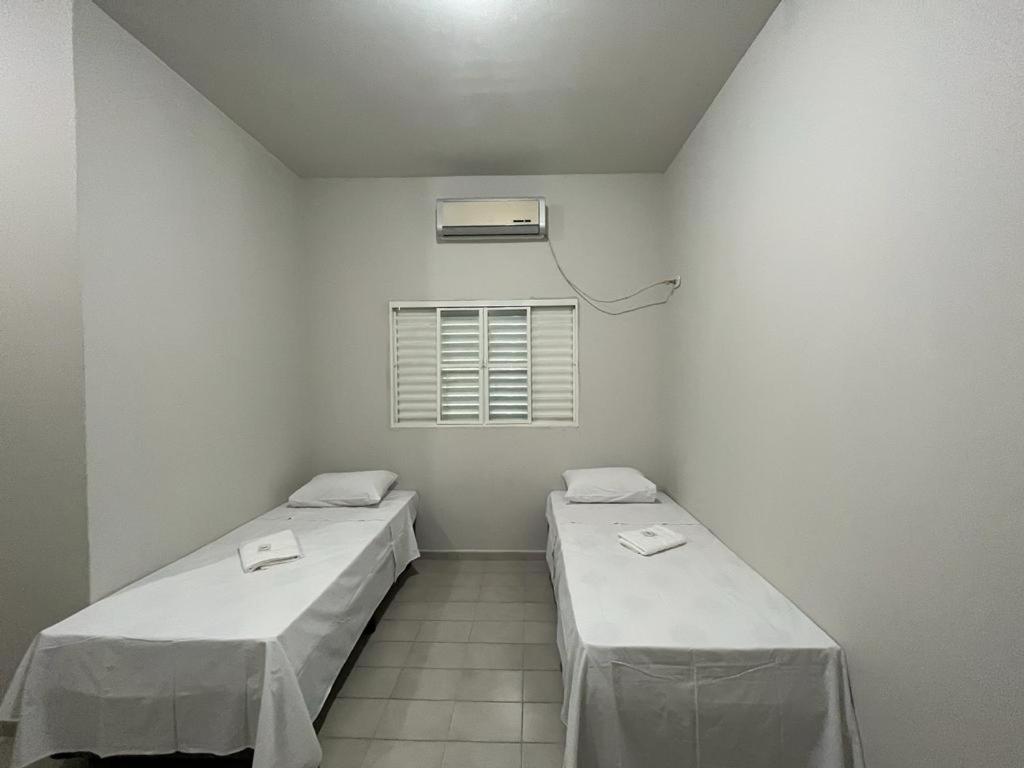 Hotel E Pousada 3 Irmaos Coxim Екстер'єр фото